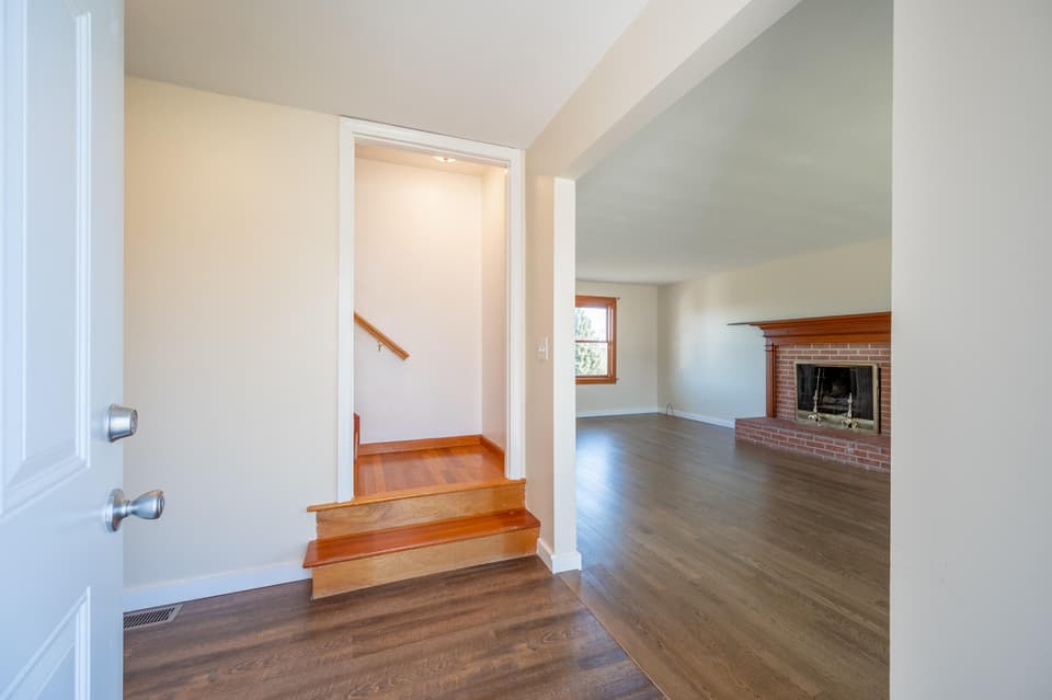 120 James St NW, photo 13 of 39