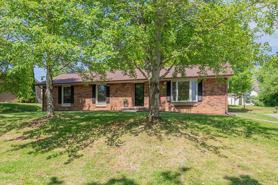 695 Carson Drive, photo 31 of 37