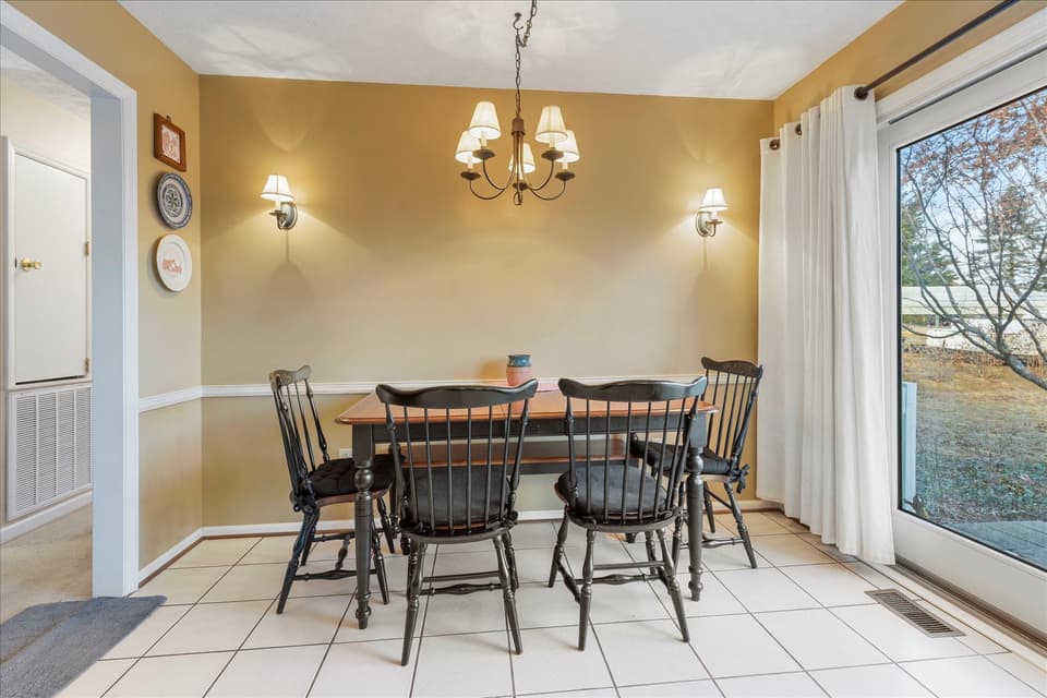 10 Belmont Drive, photo 16 of 40