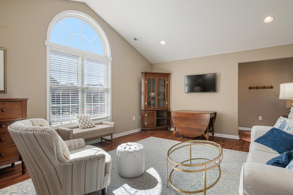 30 Gavins Court NW, photo 6 of 39
