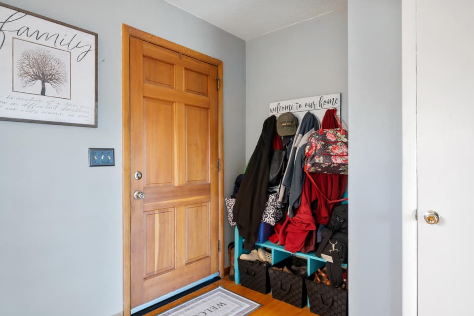 85 Alta Court, photo 2 of 40