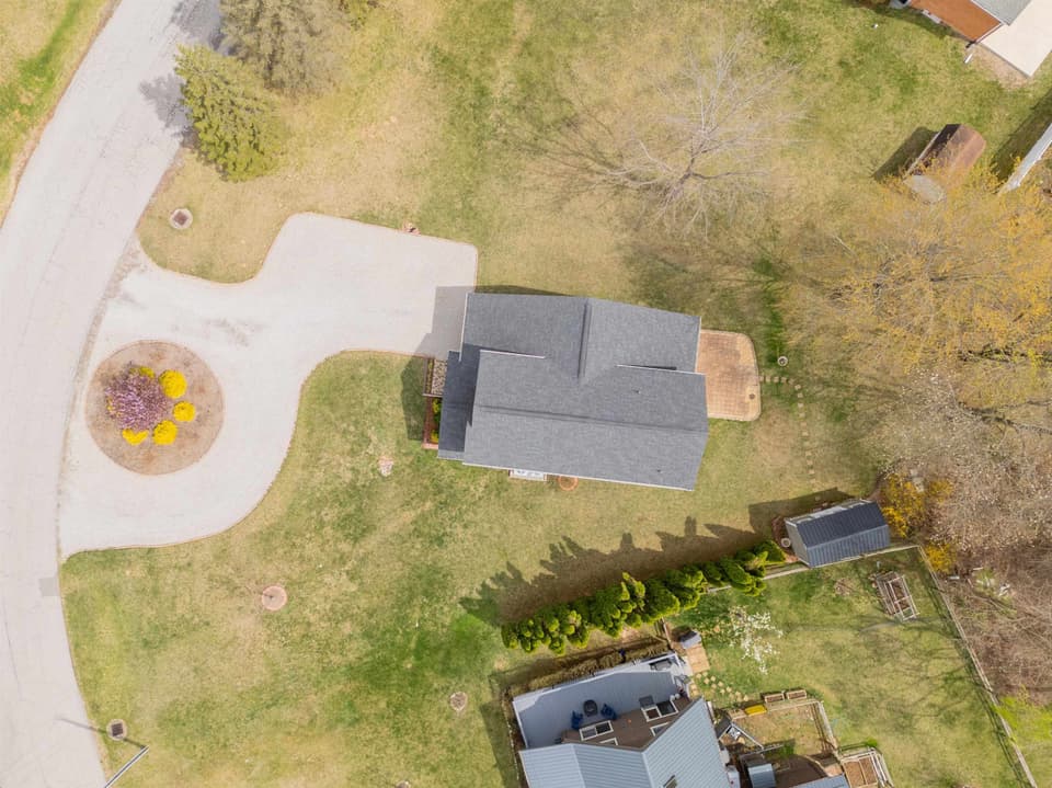 35 Meadow Drive, photo 4 of 40