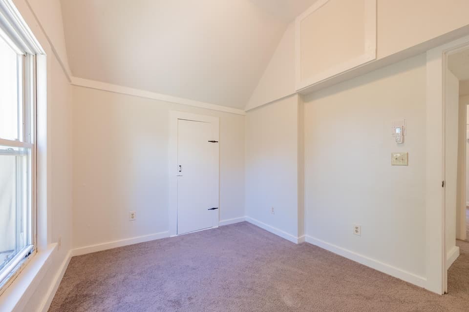 770 Montgomery Street, photo 32 of 40