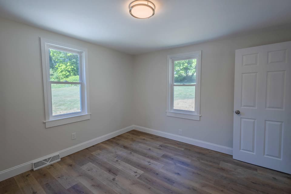 630 School Lane, photo 19 of 33