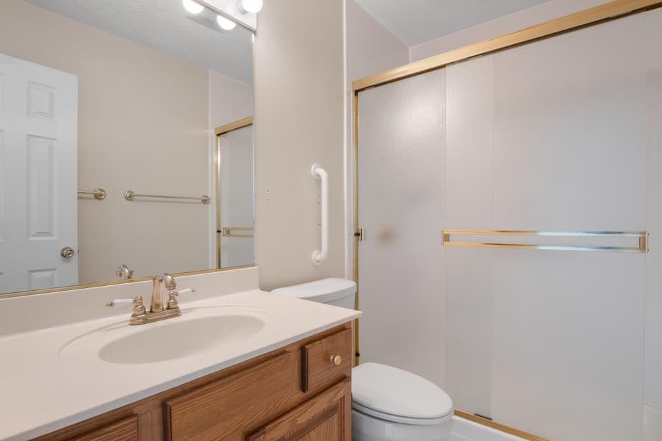 255 Gold Leaf Drive, photo 18 of 28