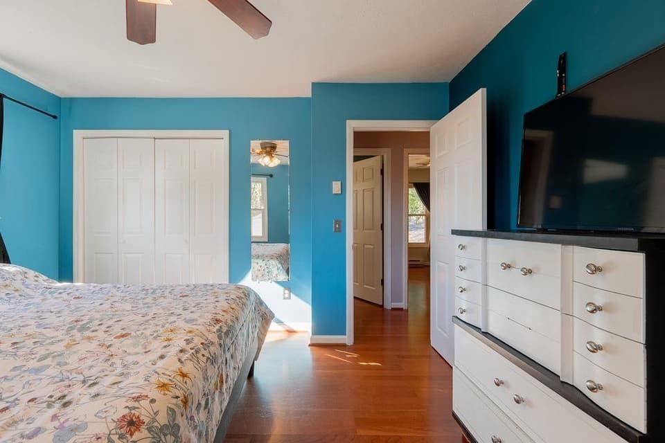 1145 Spruce Street, photo 13 of 34
