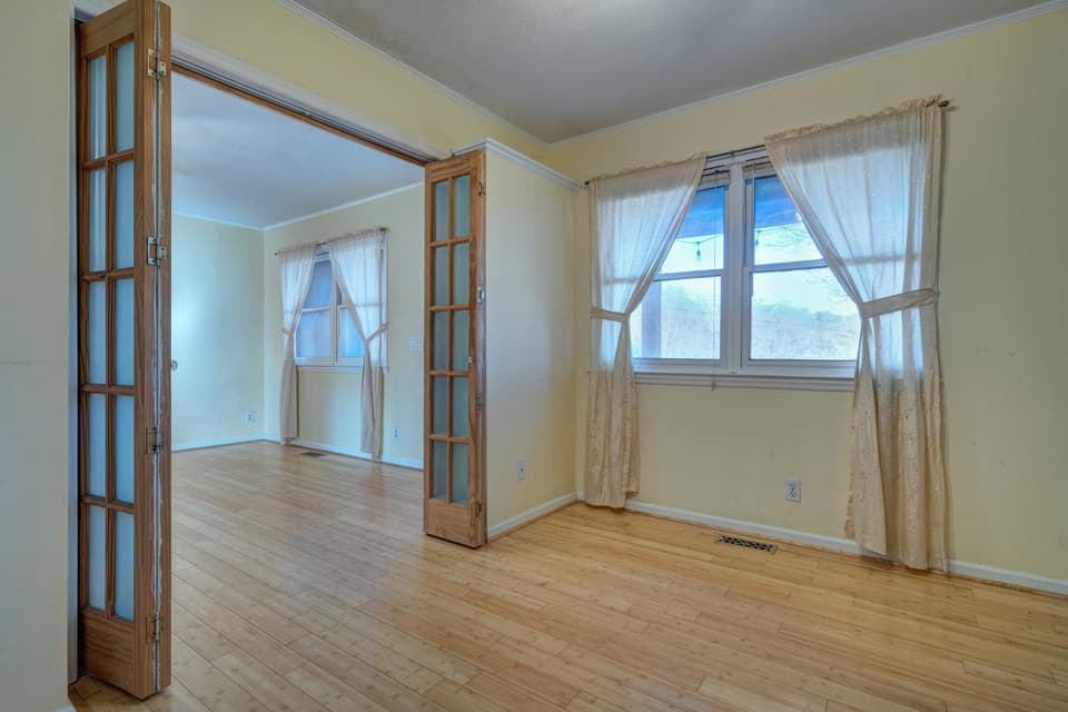 3325 Vicker Switch Road, photo 15 of 40