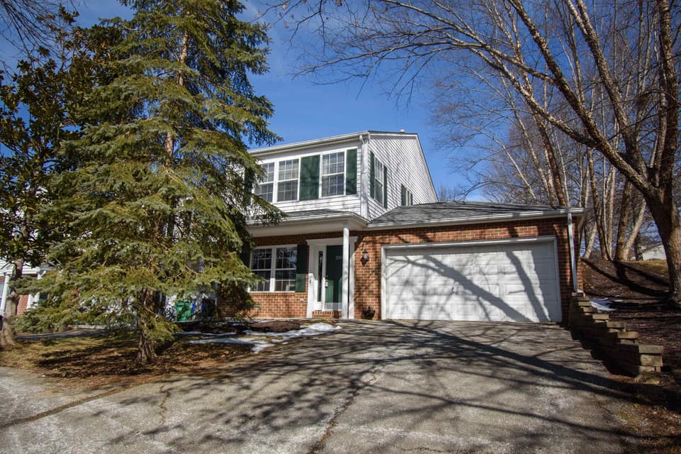 205 Bronze Leaf Drive, Christiansburg, VA