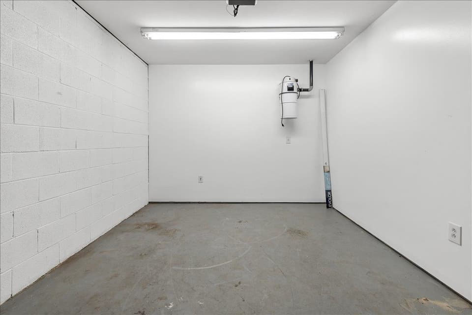 1215 Orange Leaf Court, photo 31 of 40