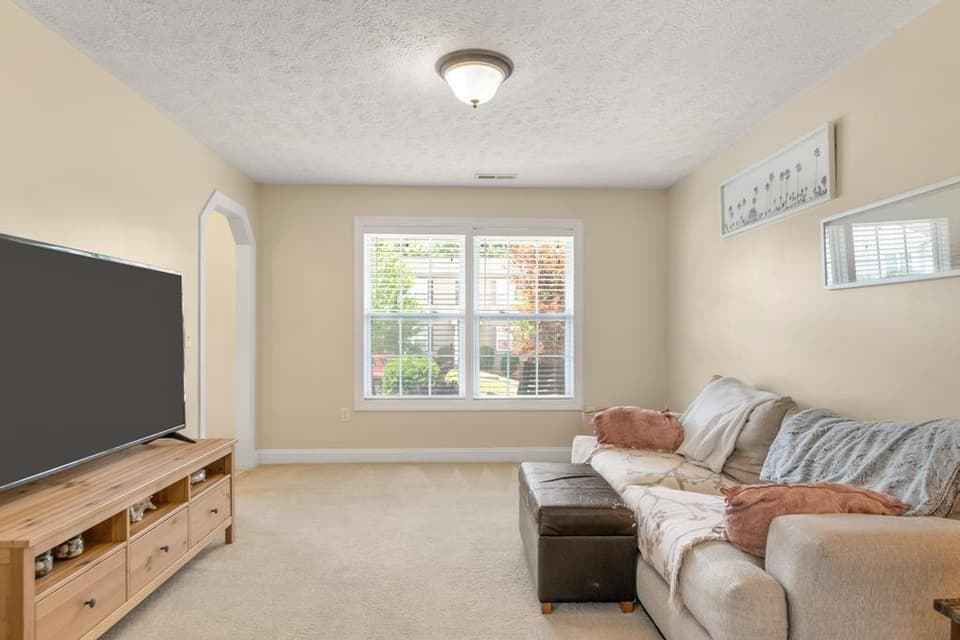 205 Robin Hood Drive, photo 20 of 40