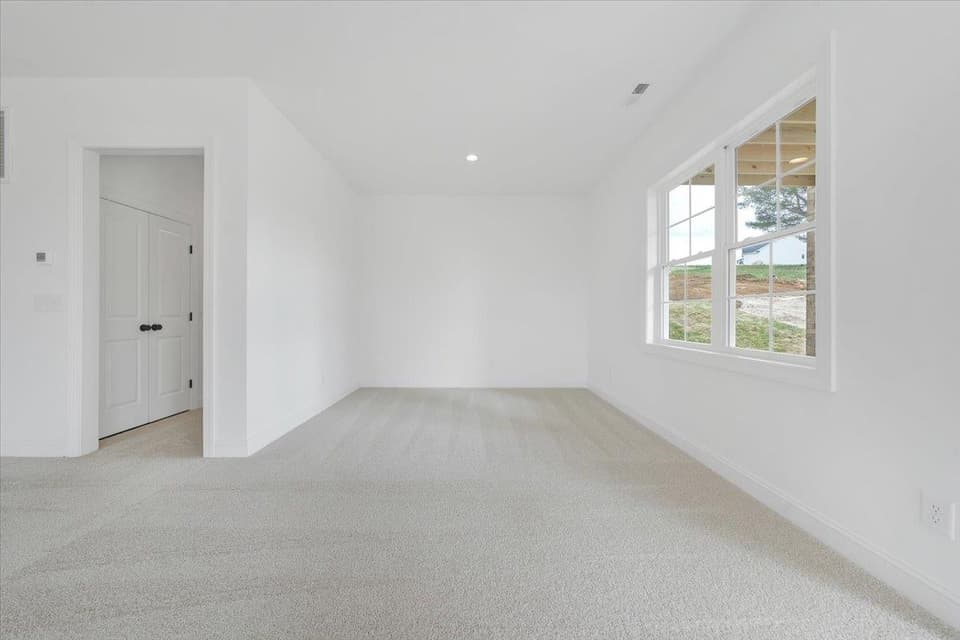1027 Round Meadow Drive, photo 33 of 40