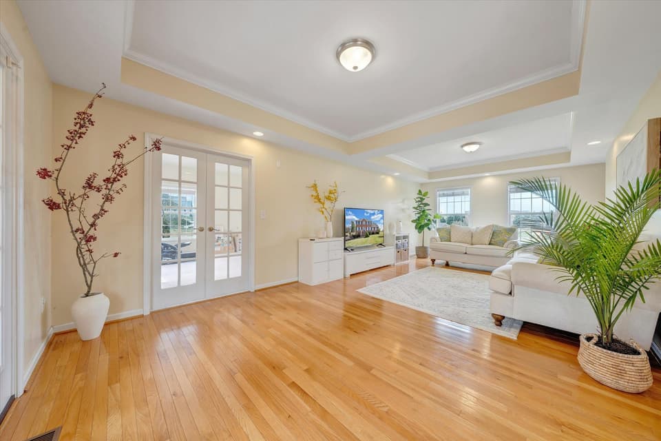 2065 Lake Vista Drive, photo 10 of 40