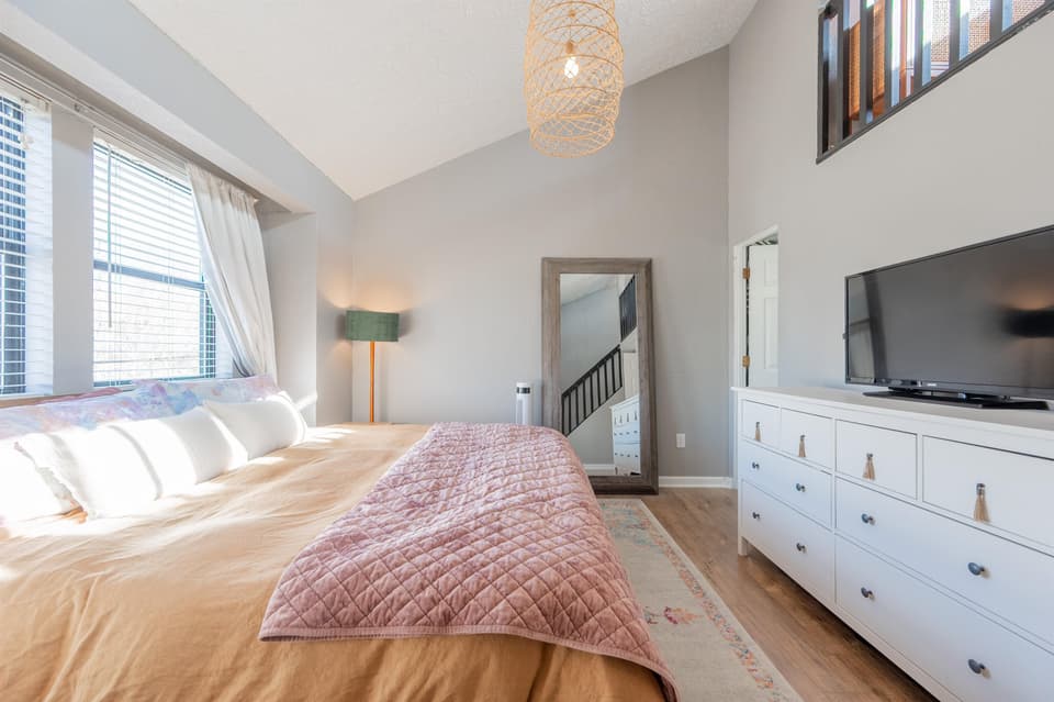 2665 Glade Drive SE, photo 18 of 40