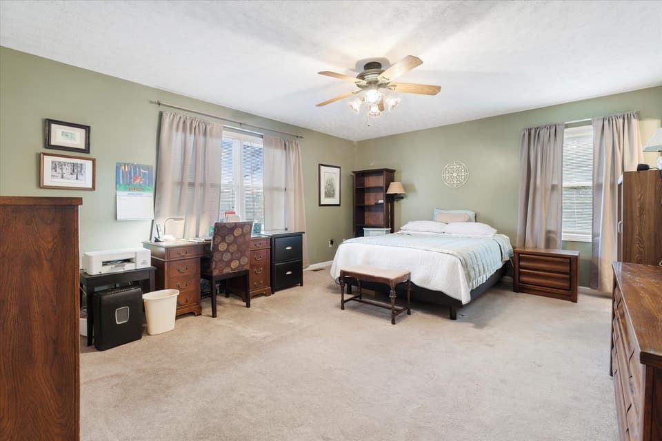 10 Belmont Drive, photo 11 of 40