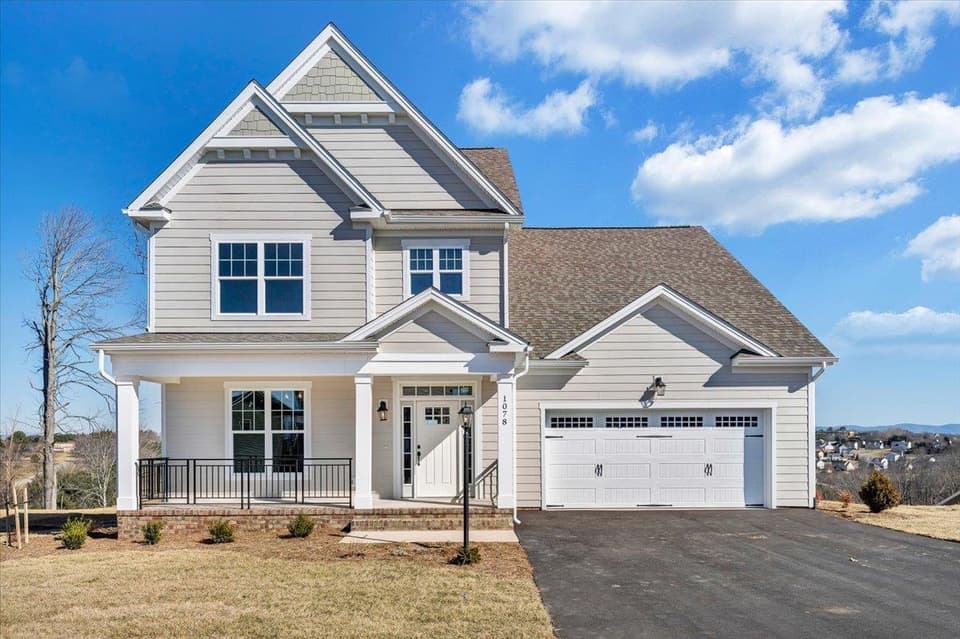985 Round Meadow Drive, photo 3 of 40