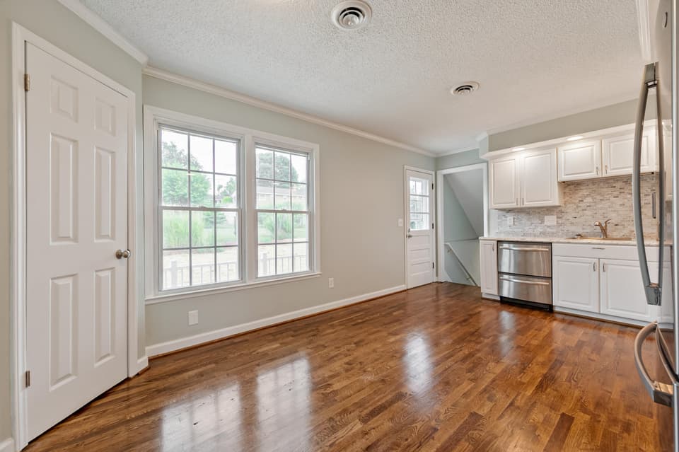 265 Ash Drive, photo 8 of 35
