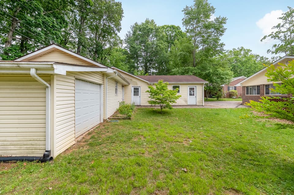 420 Overhill Rd SE, photo 32 of 34