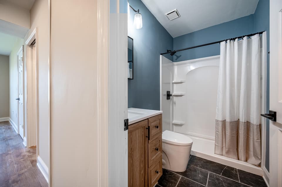 200 Wistaria Drive, photo 25 of 34