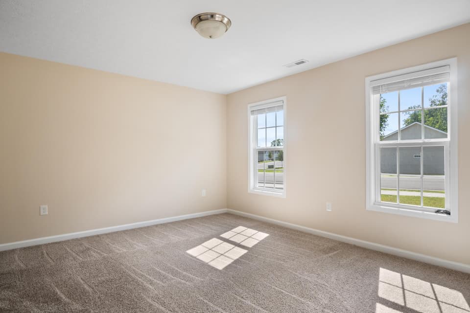 2030 Glade Drive, photo 5 of 32