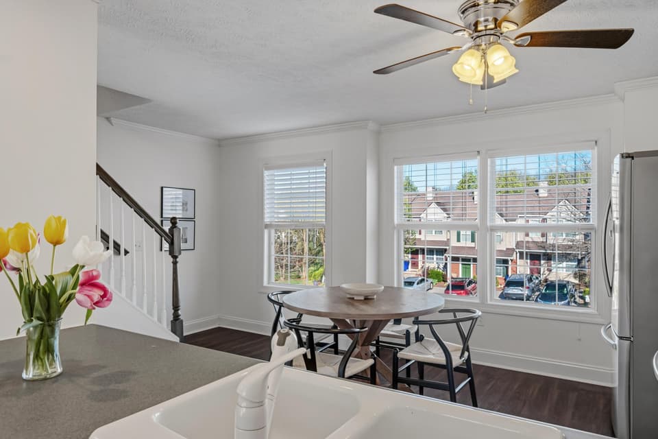 145 Blue Leaf Drive, photo 7 of 40