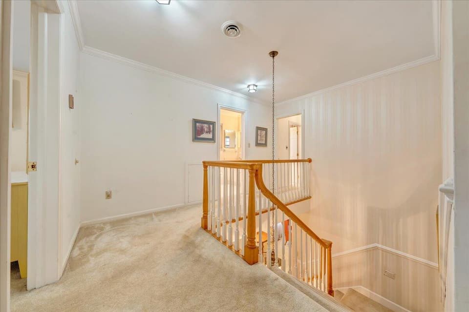 570 Summitridge Rd SW, photo 33 of 36