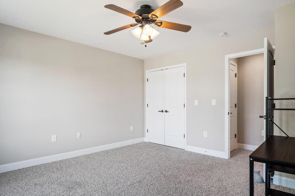 60 Florence Drive, photo 28 of 40