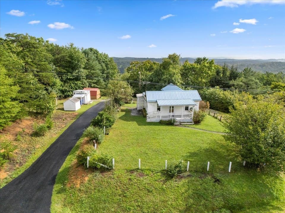 2369 Peppers Ferry Road NW, photo 32 of 37