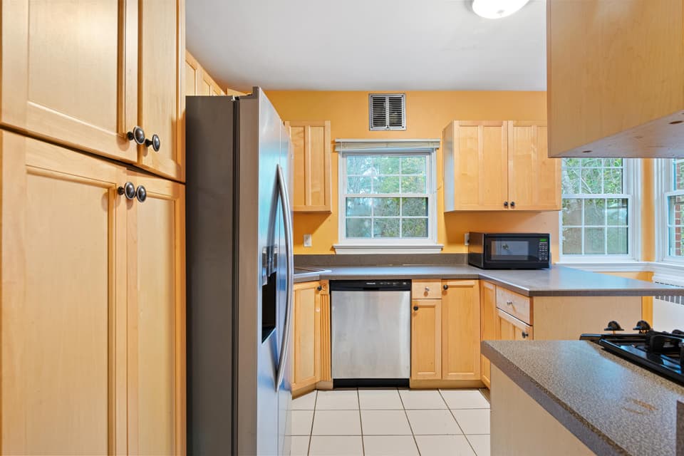 120 Cherry Lane, photo 13 of 33