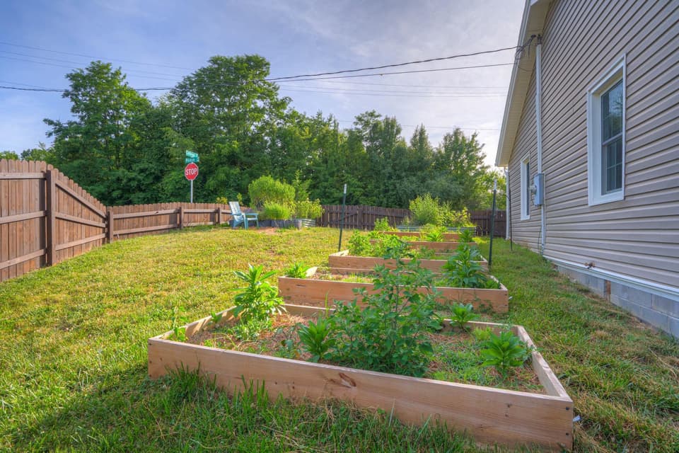 1215 Moose Drive, photo 22 of 28