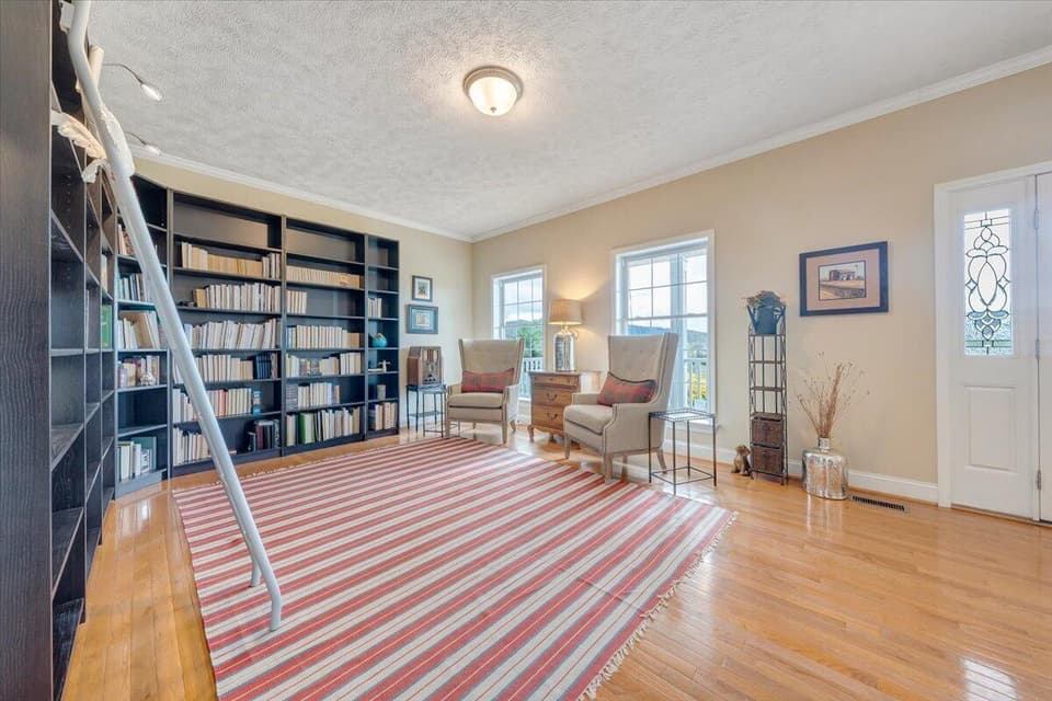 4220 Childress Road, photo 6 of 38