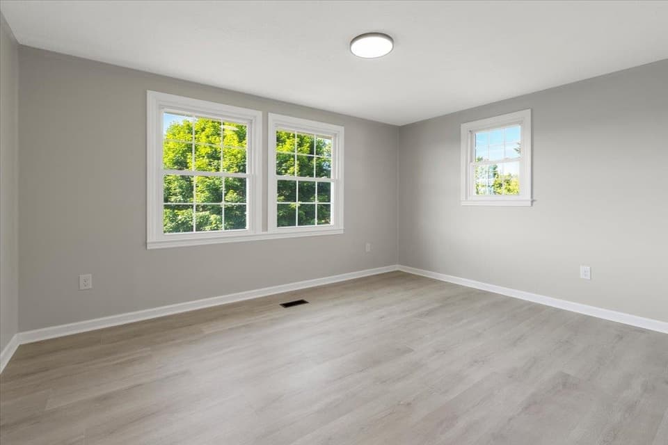 325 Mulberry Drive, photo 19 of 40