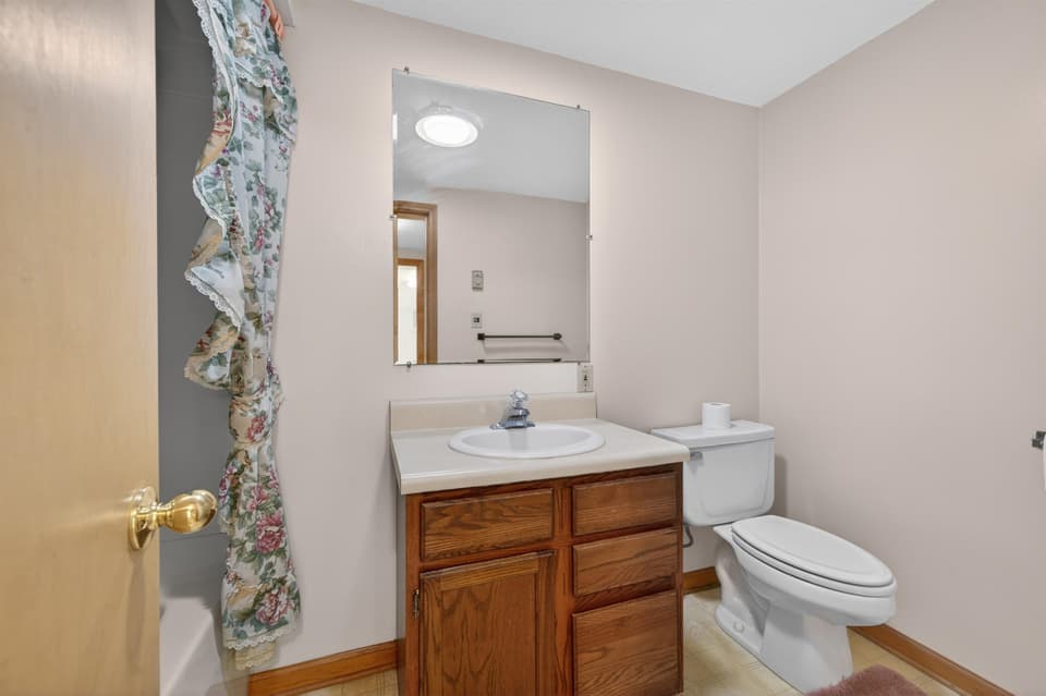 660 McDaniel Drive, photo 37 of 40