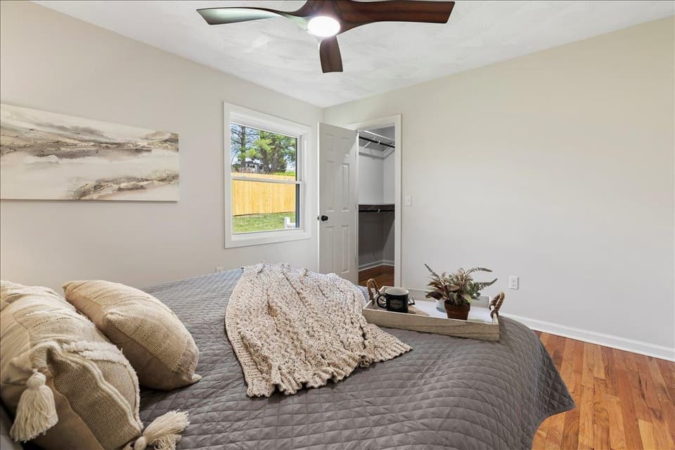 490 Sunnyside Lane NE, photo 24 of 39