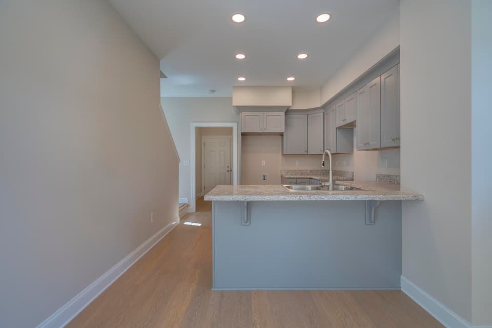 495 School Lane, photo 13 of 40