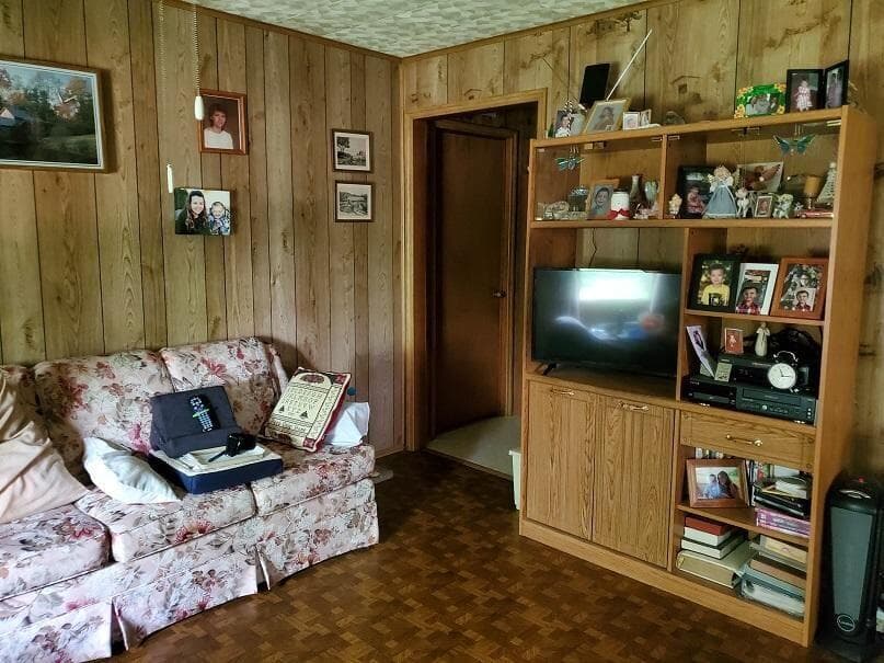 955 Logenberry Ln, photo 12 of 14