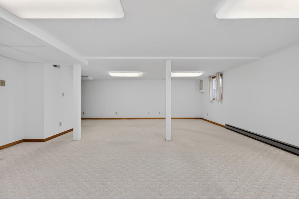 660 McDaniel Drive, photo 33 of 40