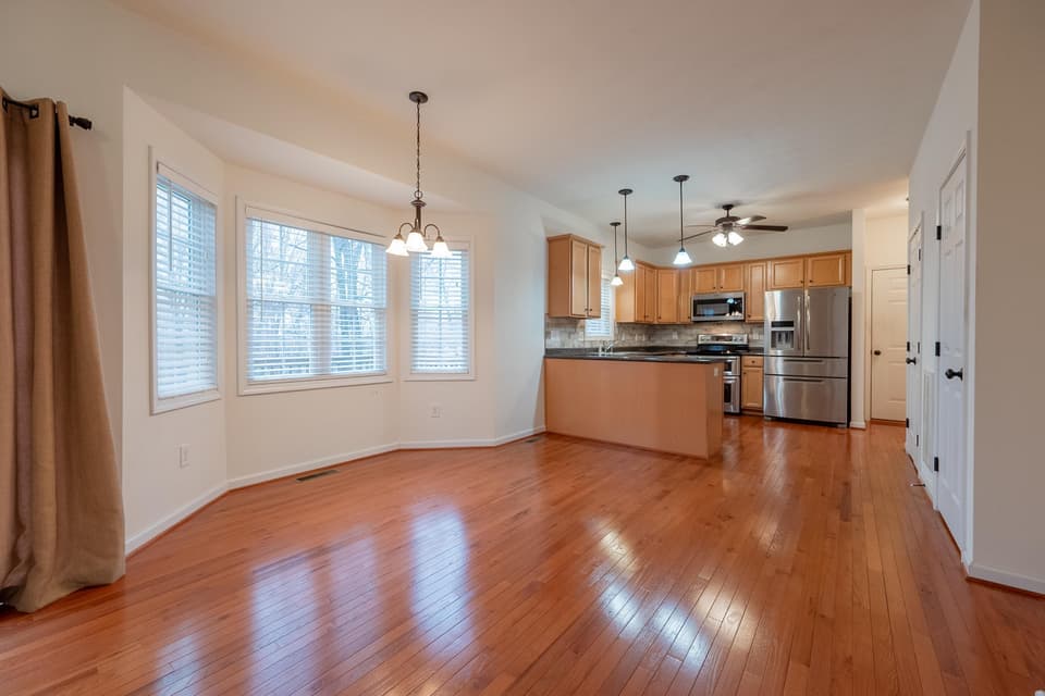 1110 Crosscreek Drive, photo 21 of 40