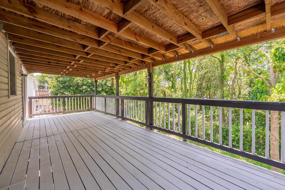 640 Warren Court, photo 23 of 40