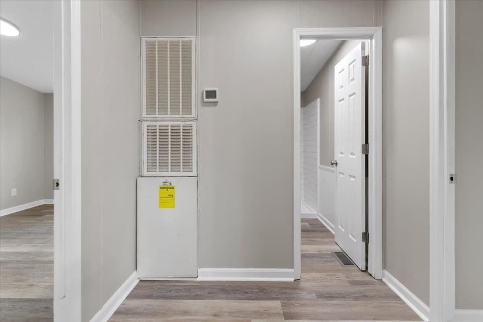 505 North Drive NE, photo 17 of 40