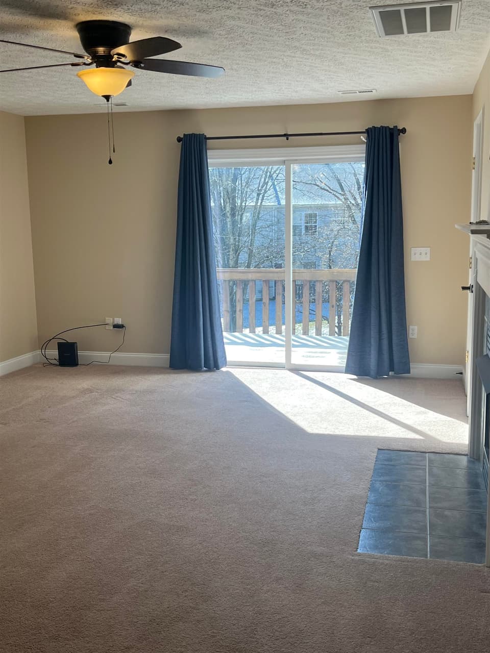135 Willow Oak Drive, photo 2 of 23