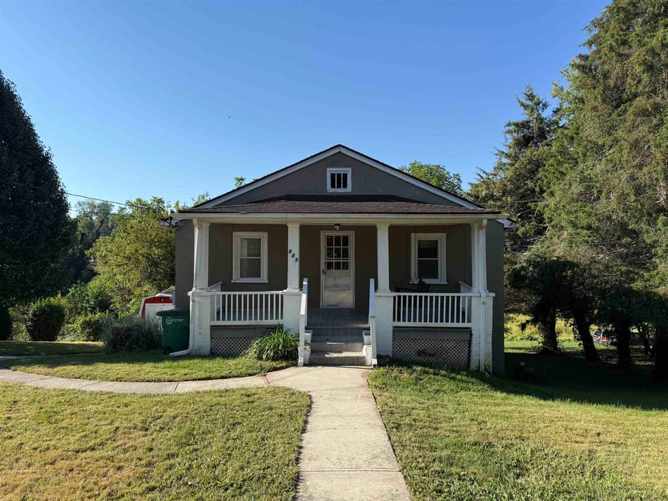945 Montgomery Street, Christiansburg, VA