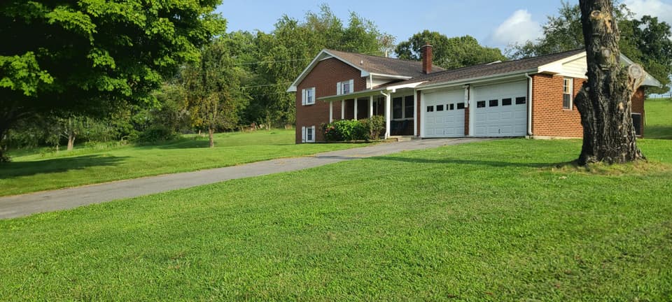 1699 Harman Dr, photo 17 of 39