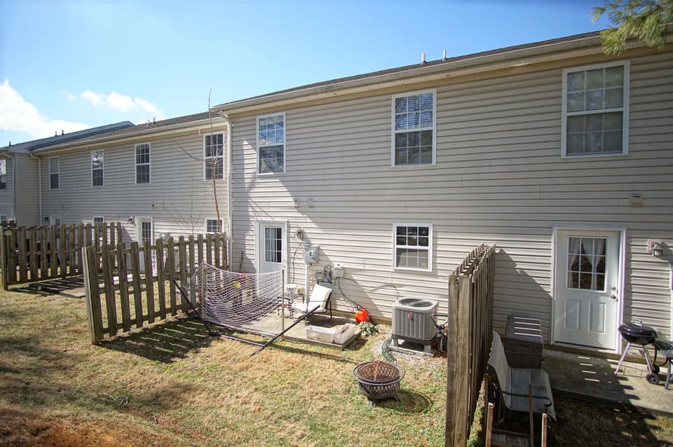 90 Salem Lane, photo 33 of 33