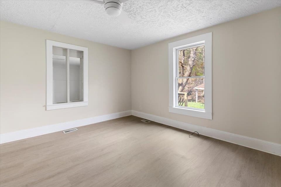 1033 Walton Road, photo 17 of 37