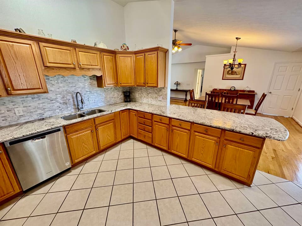 2355 Giles Drive SE, photo 23 of 40