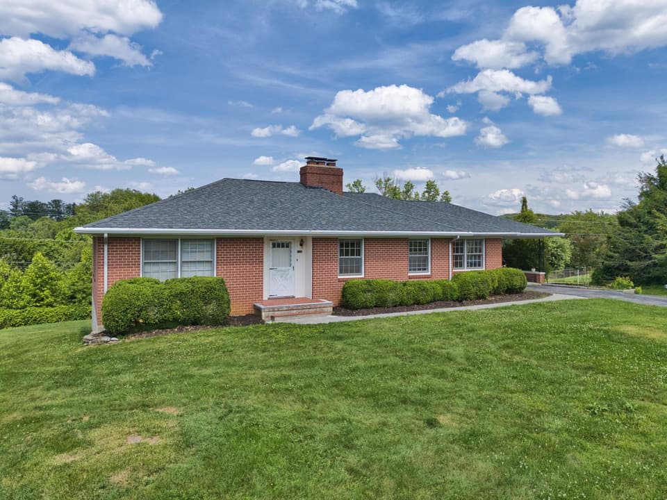 108 Roseland Drive, Christiansburg