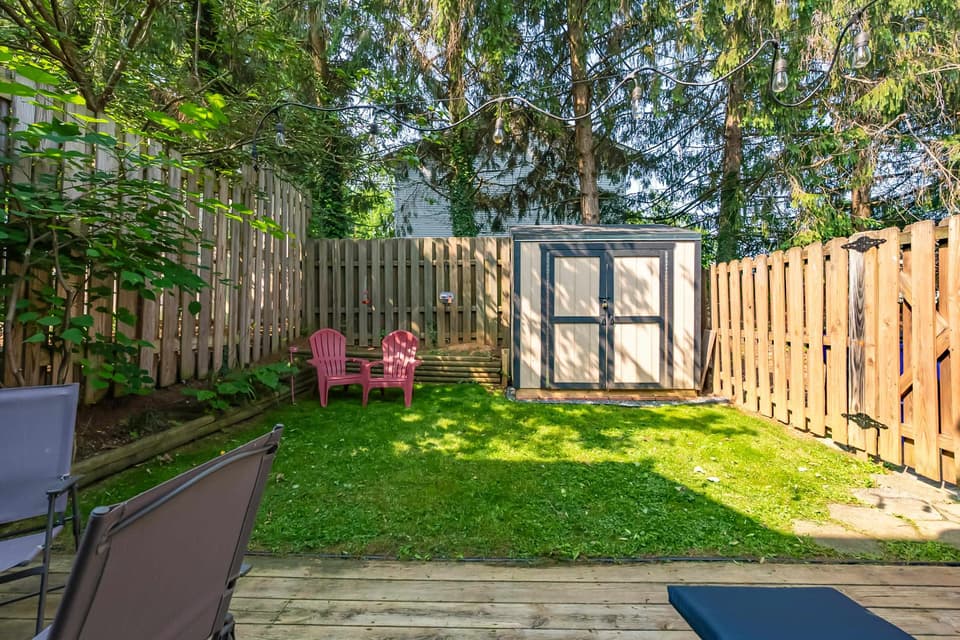 705 Colhoun Street NE, photo 29 of 40