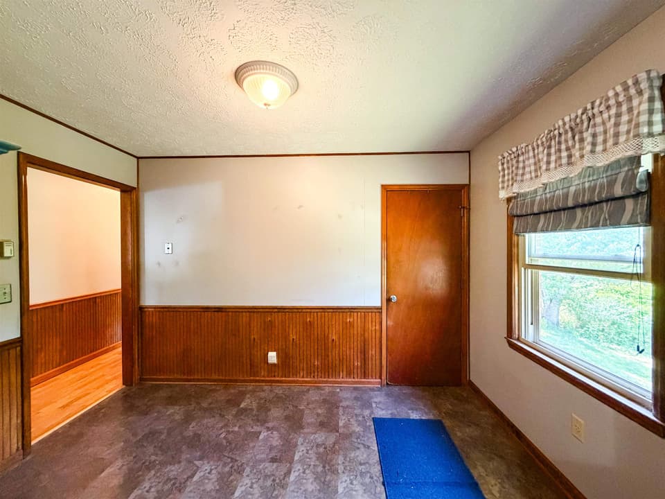 1365 Mahone Street, photo 6 of 27