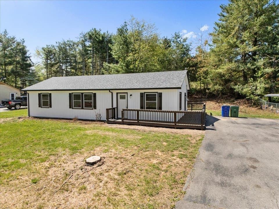 2435 Glade Drive SE, photo 28 of 40