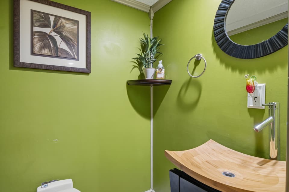 225 Gibson Drive, photo 39 of 40
